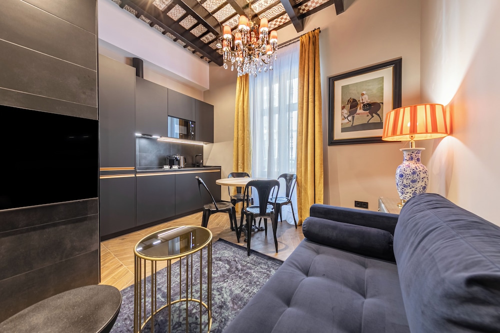 Luxury Apartment, 1 King Bed