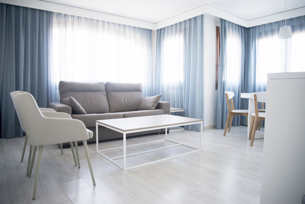 Quadruple Room, Sea View, Sea Facing (2+2) - Photo 12