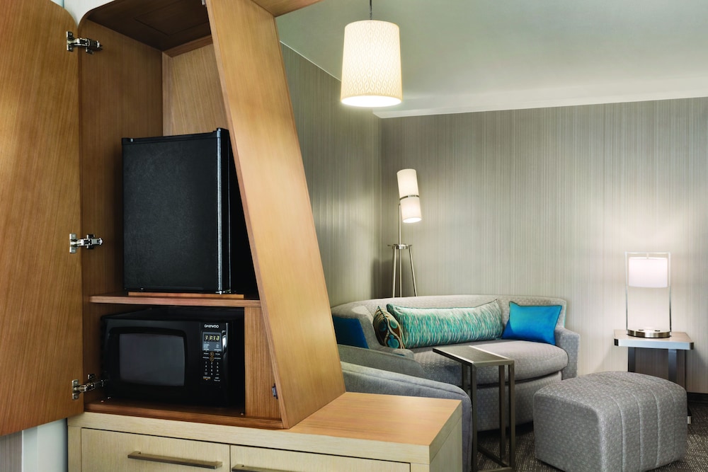 Suite, 1 Bedroom (Mobility Accessible, Tub) photo 1
