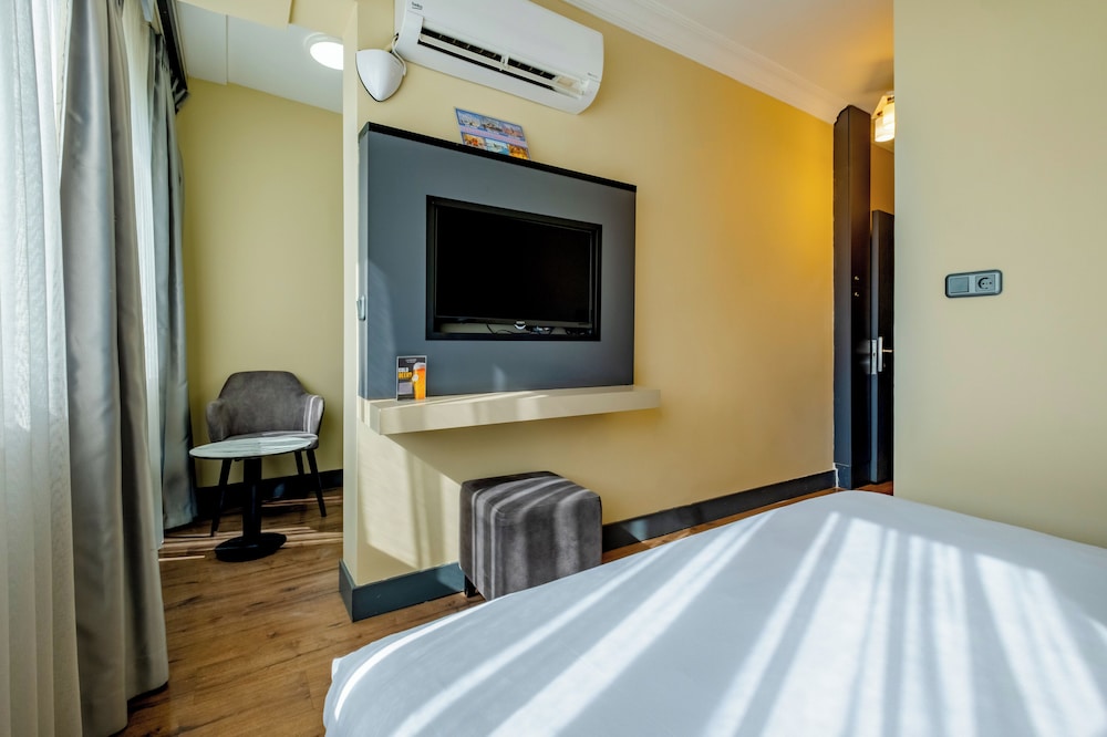 Economy Double Room - Photo 5