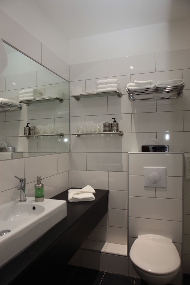 Superior Triple Room photo 2