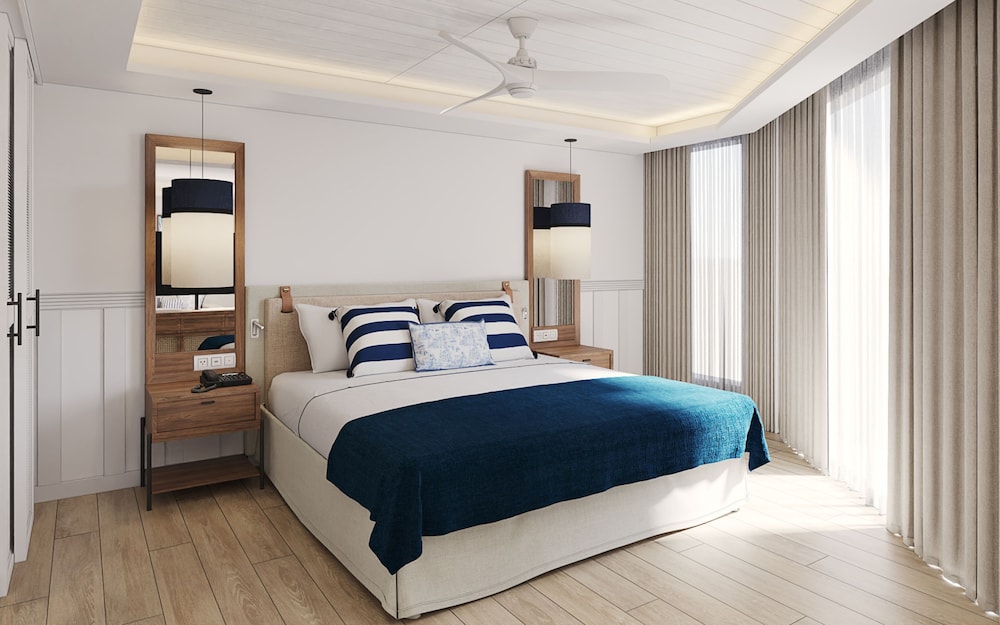 Preferred Club Superior Ocean View King - Photo 1