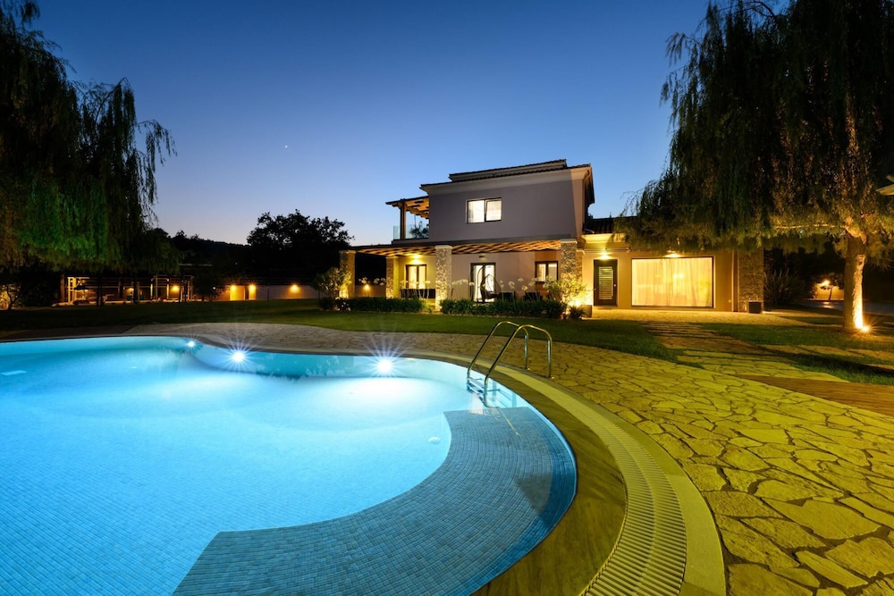 Villa Black White Dassia, Zdjęcie 12