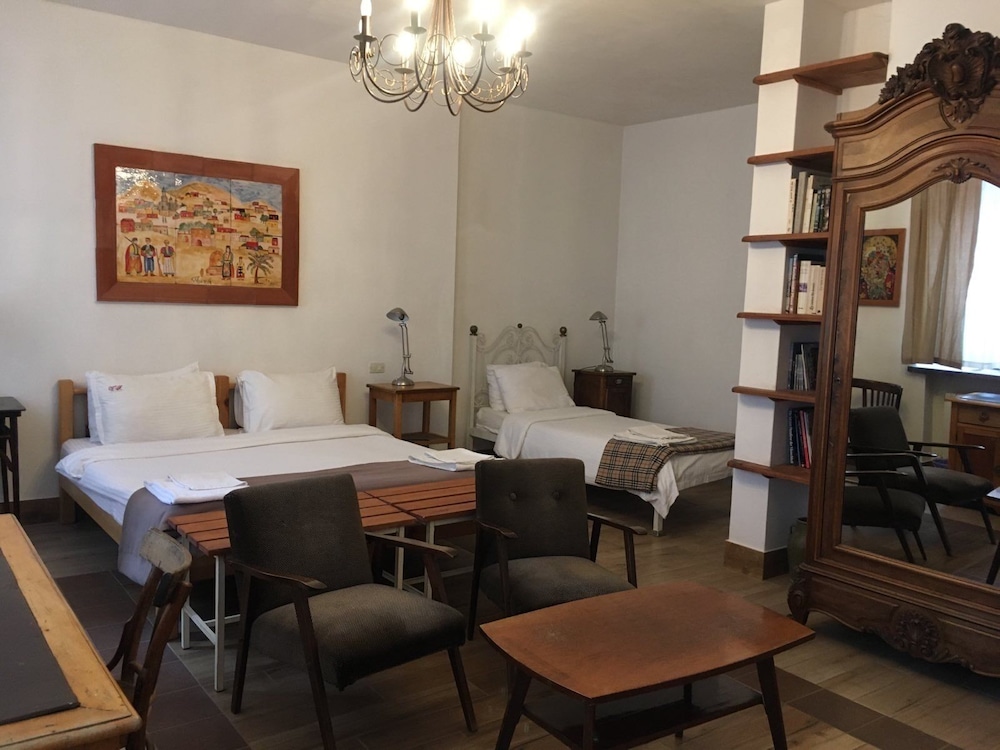 Comfort Triple Room