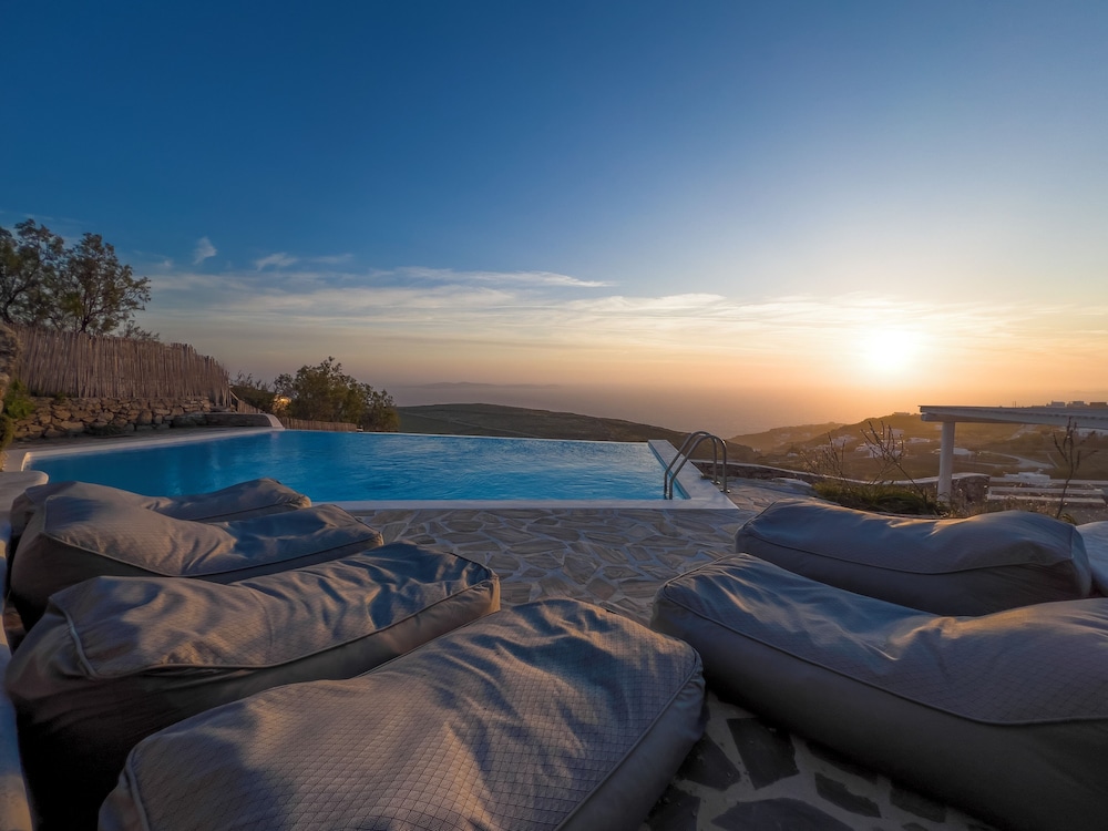 Luxury Villa, Sea View