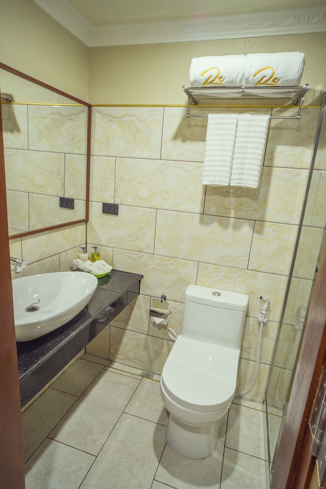 Superior Twin Room, Multiple Beds, Non Smoking, Pool View - Photo 3