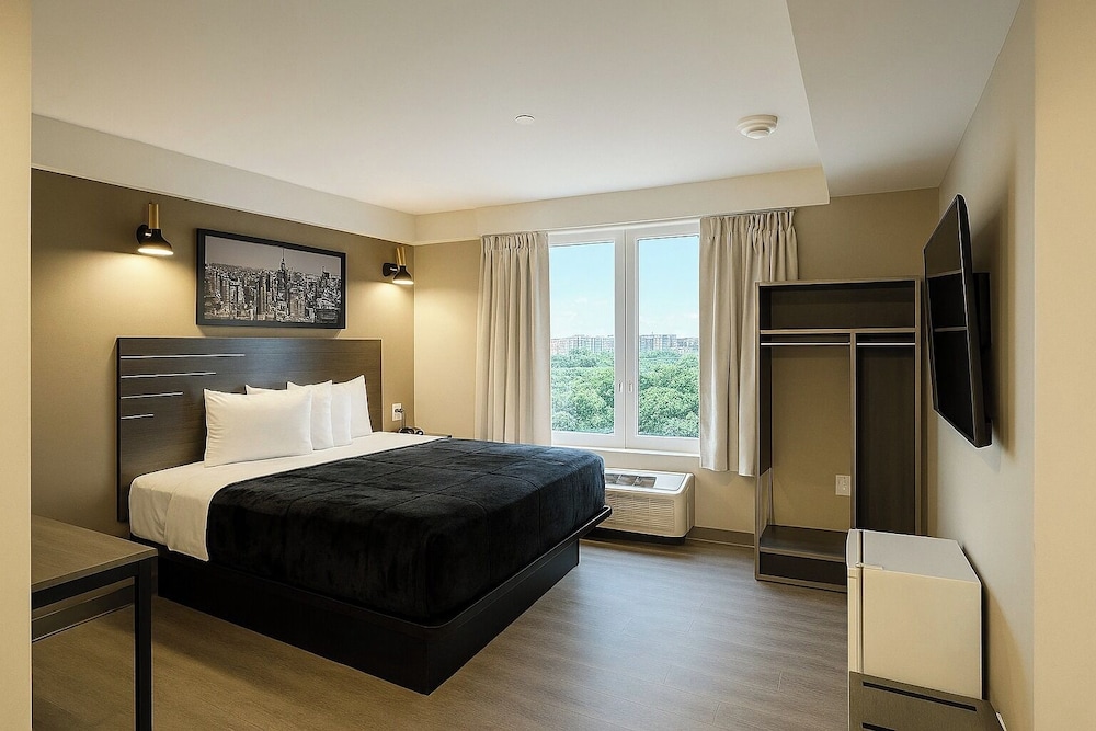 Deluxe Room, 1 King Bed, Non Smoking