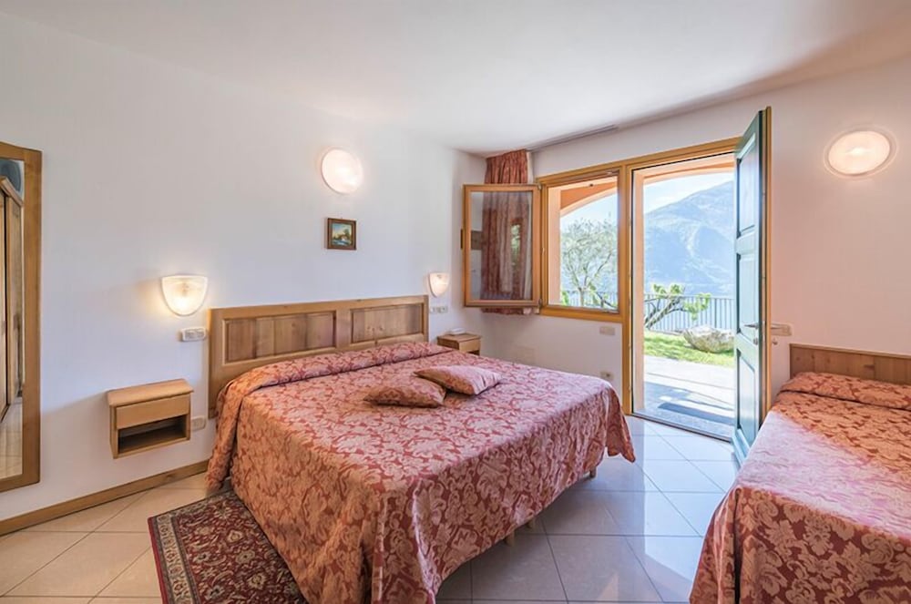 Double Room, Lake View
