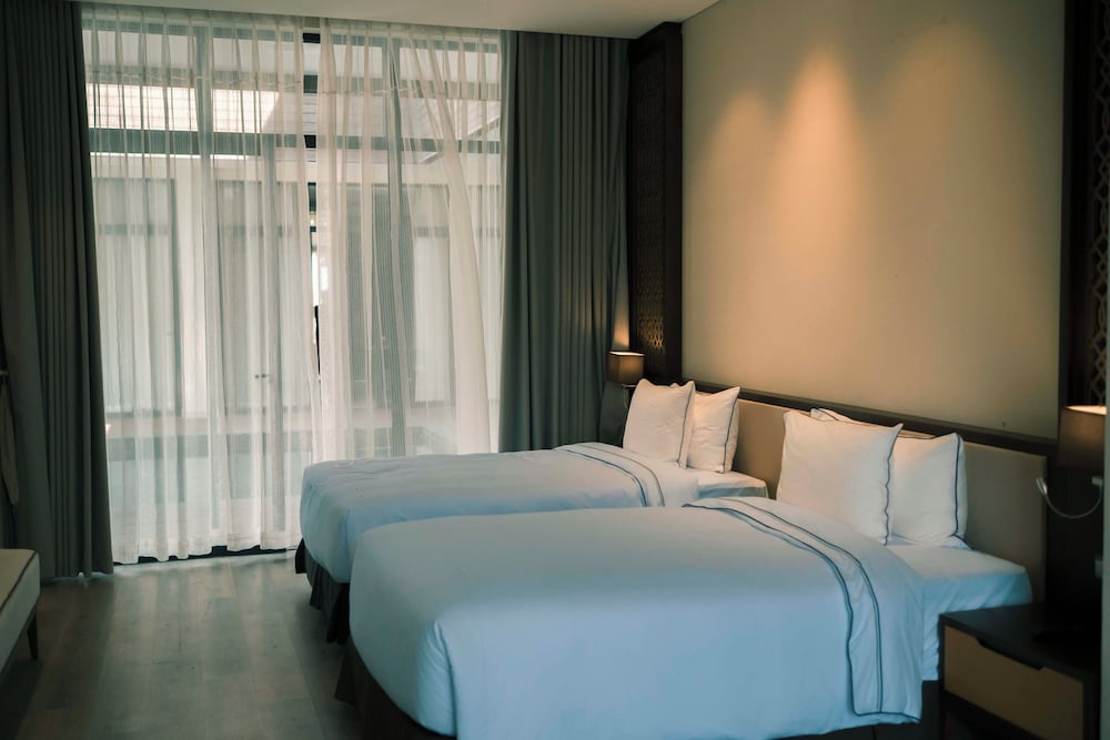 Premier Room, Balcony, Garden View photo 1