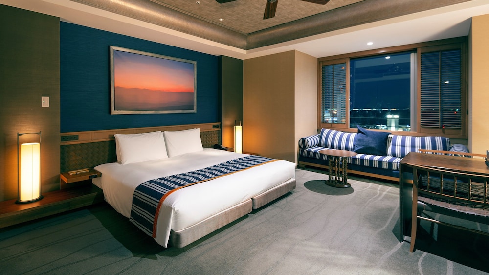 Deluxe Room, Non Smoking, Harbor View (8-13f)