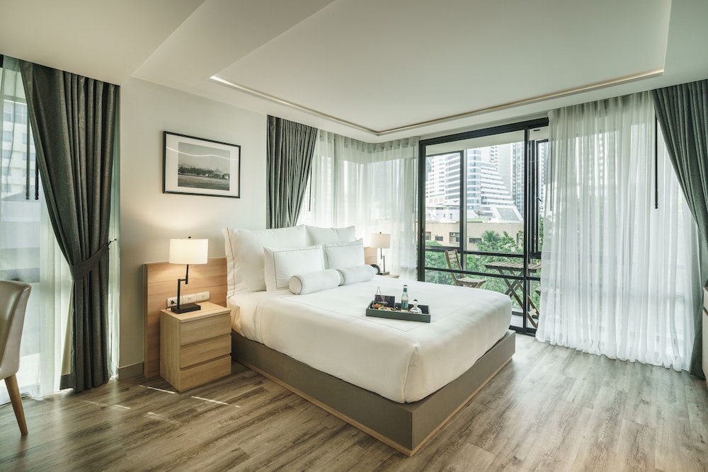 One-Bedroom Suite photo 3