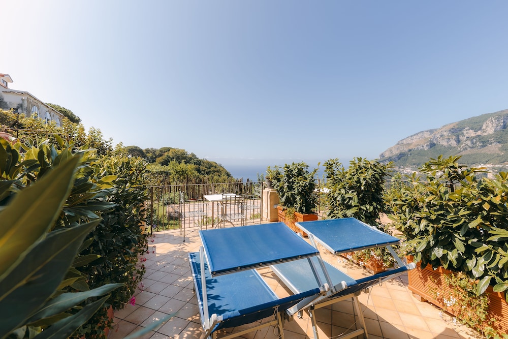 Deluxe Double or Twin Room, Sea View - Photo 3