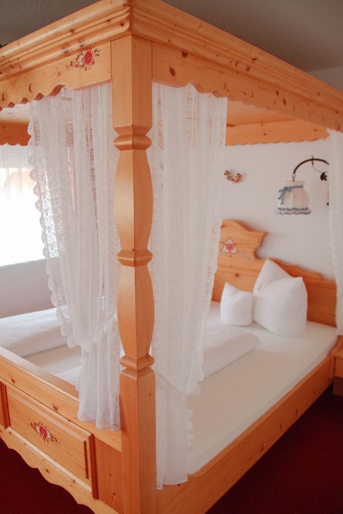 Deluxe Double Room, 1 Queen Bed - Photo 3
