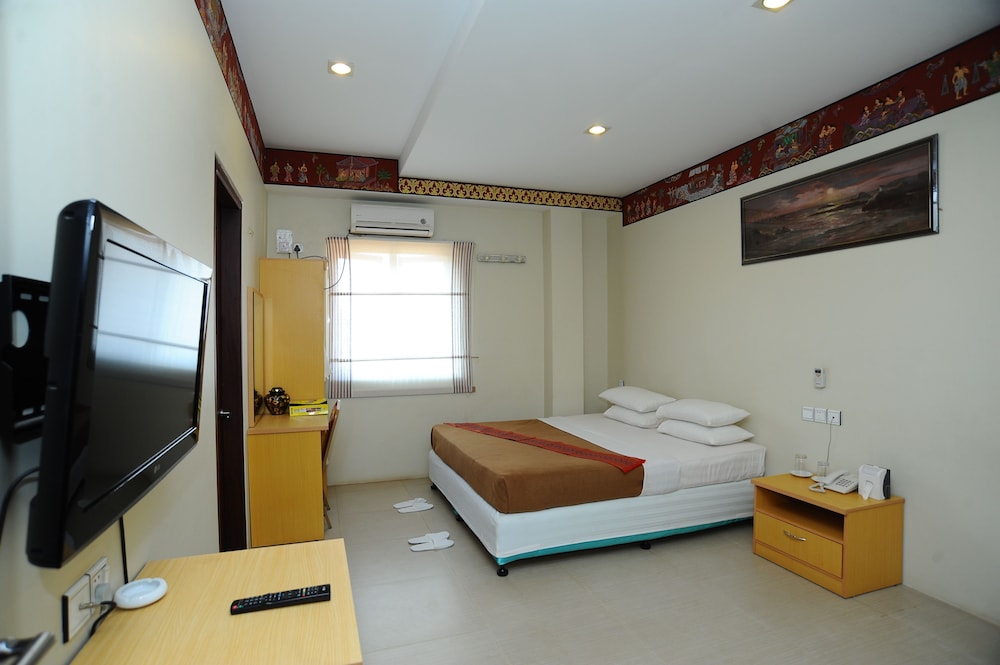 Standard Room, Shared Bathroom photo 2