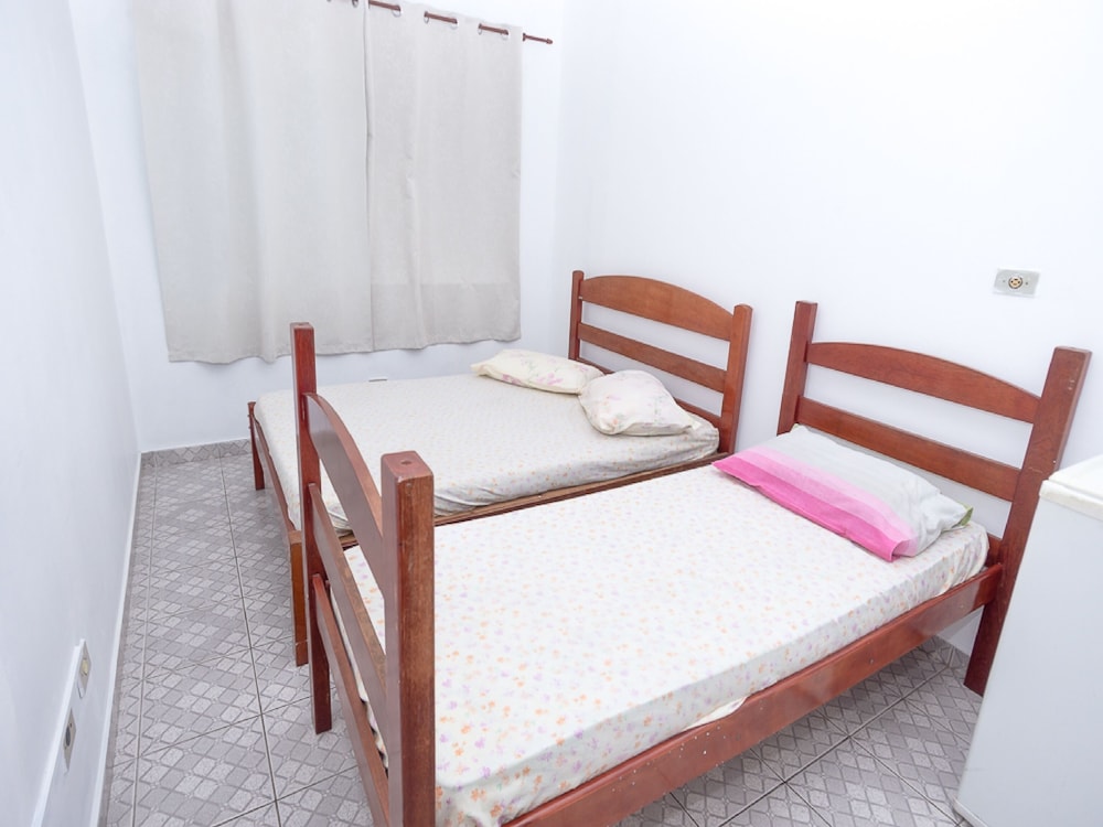 Triple Room, Multiple Beds