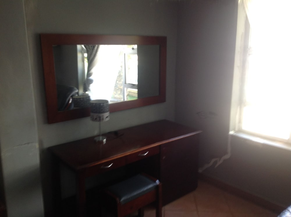 Standard Twin Room photo 2