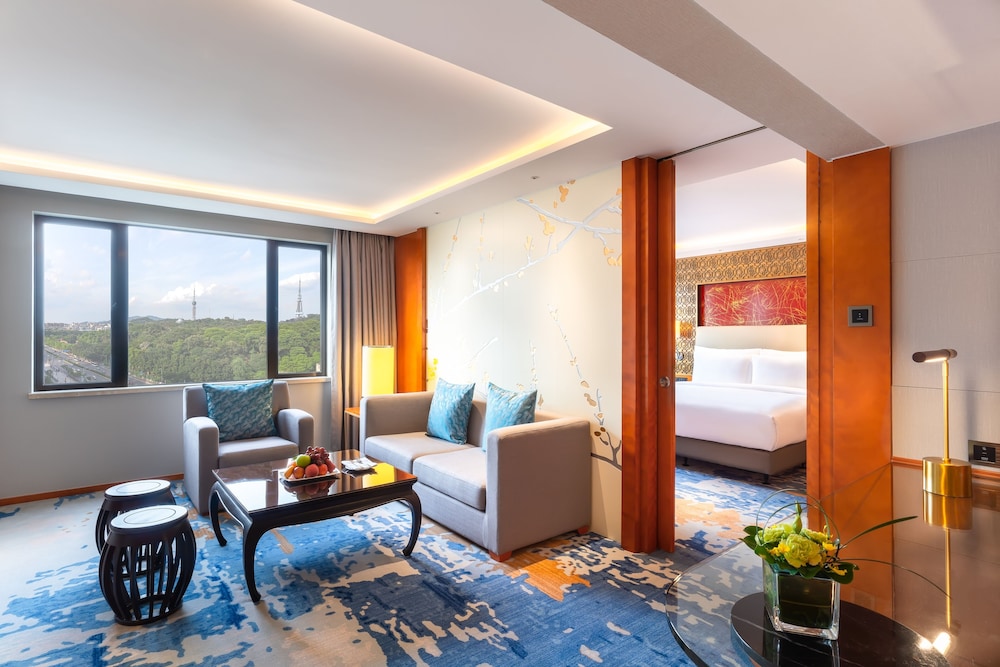 Executive Suite photo 3