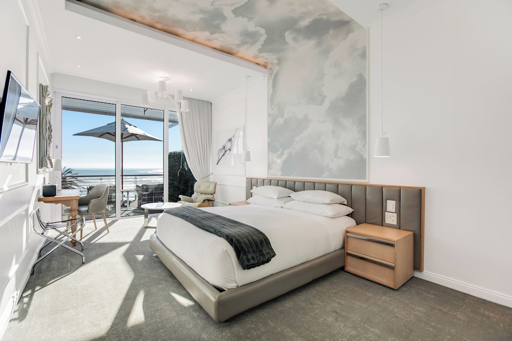 Studio, Sea Facing
