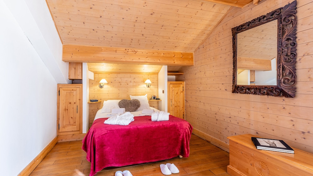 7 rooms 12 people chalet photo 2