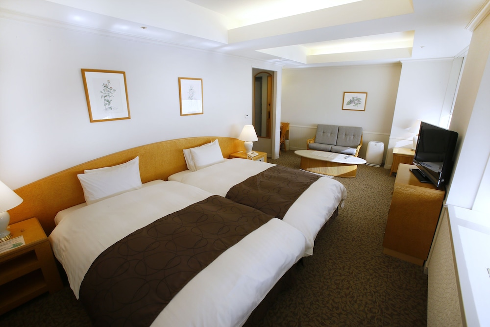 Deluxe Twin Room Main Tower, Non Smoking photo 1