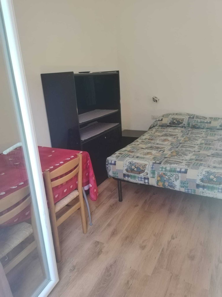 Business Double Room Single Use, Garden View