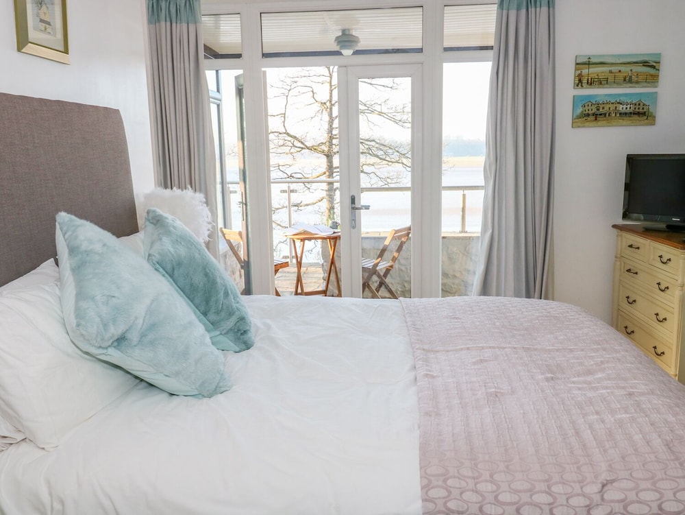 Cottage photo 2