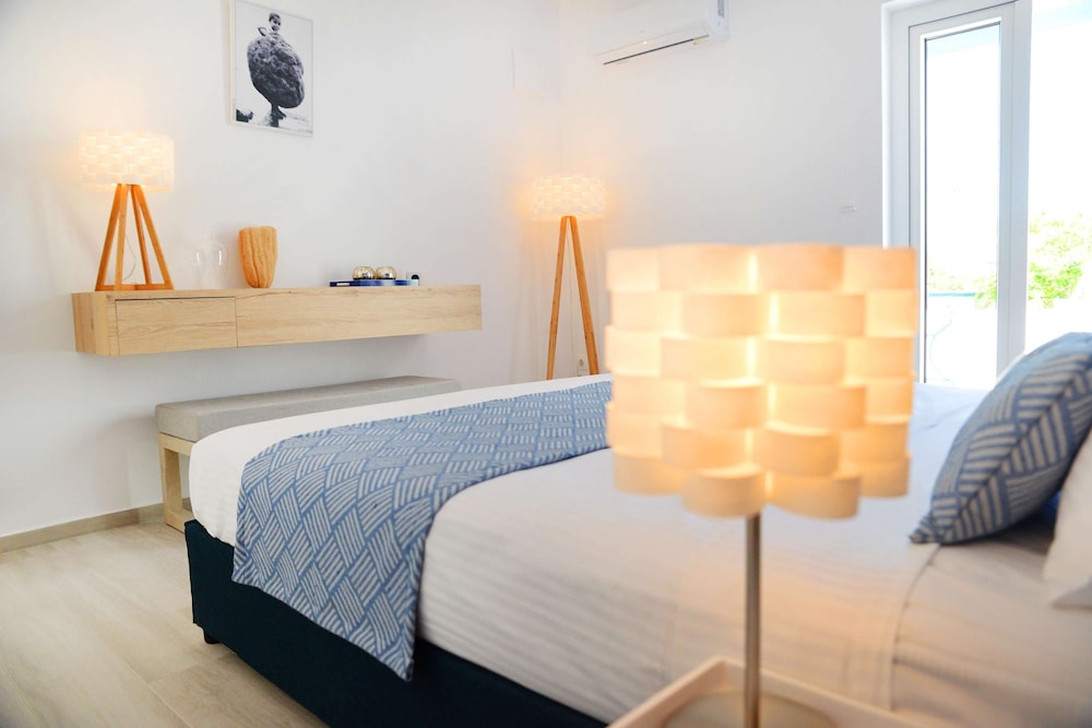 Studio Apartment photo 1