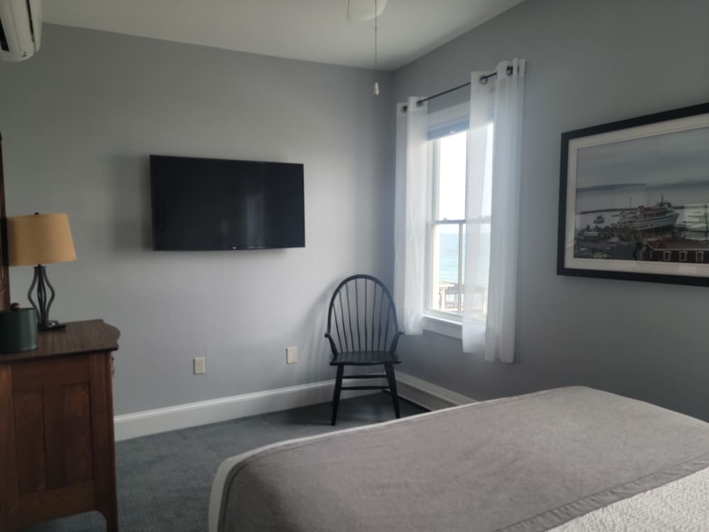 Room, 1 Queen Bed, Ocean view photo 2