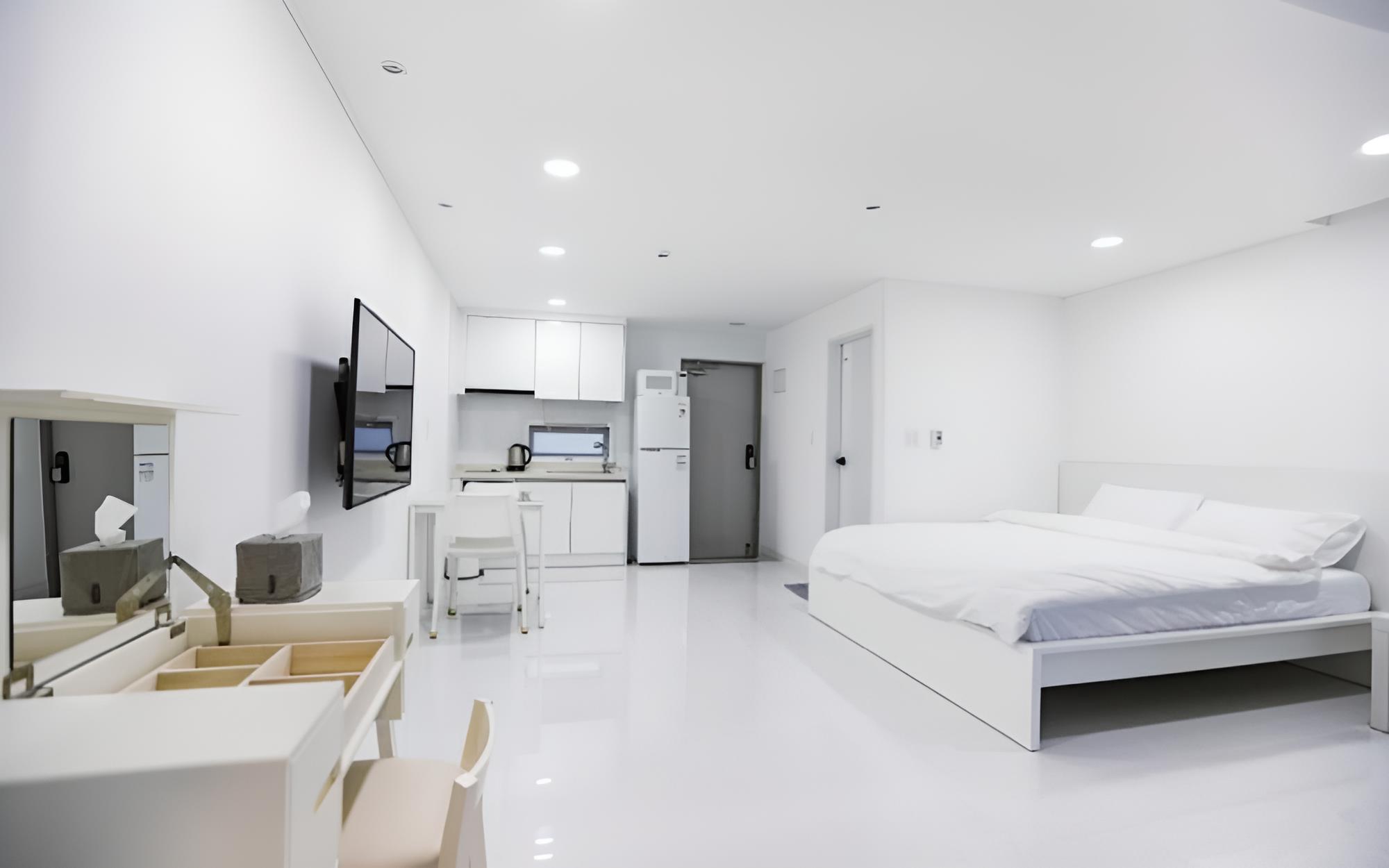Room (201 (spa))