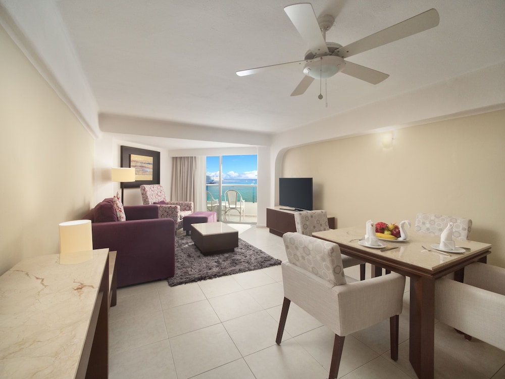 Elite Suite, 1 Bedroom, Ocean View photo 3