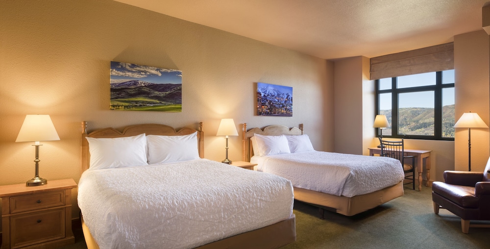 Condo, 2 Bedrooms (1 King, 2 Queen, 2 bath) - Photo 2