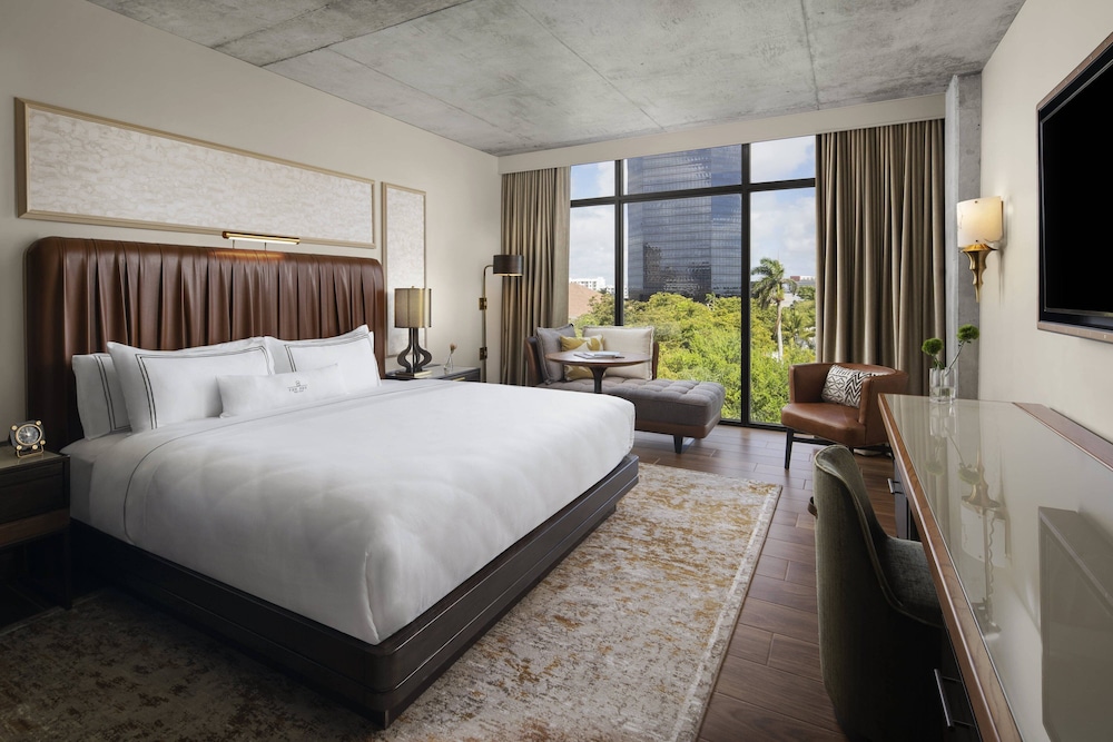 Room, 1 King Bed, City View