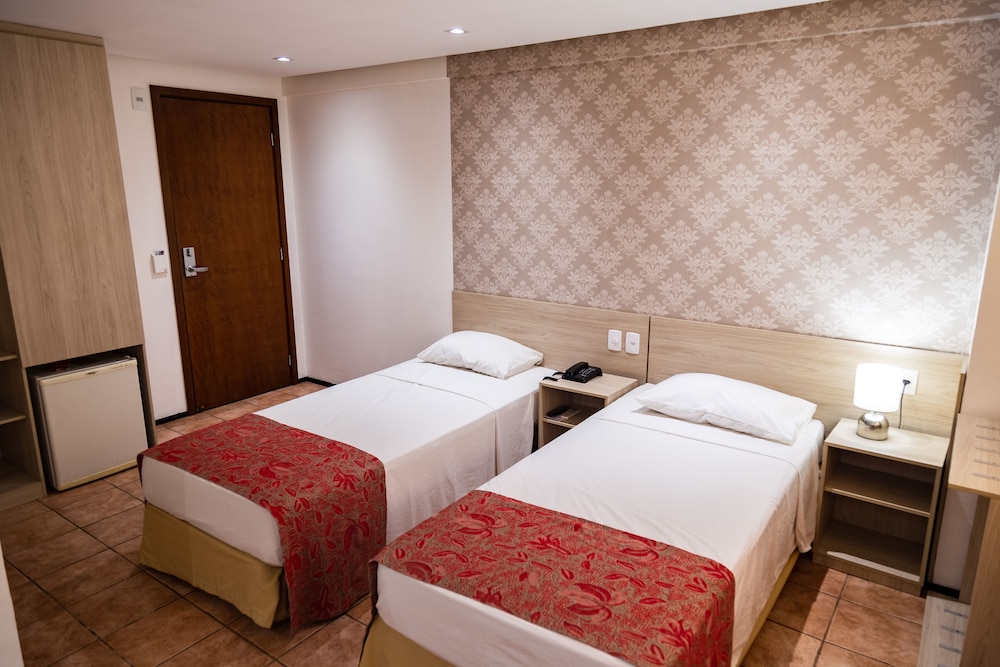 Standard Room, 2 Twin Beds - Photo 2