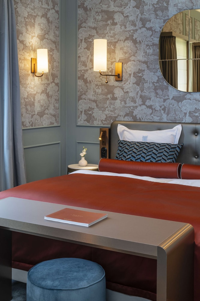 Room (Grand Palais View) - Photo 23