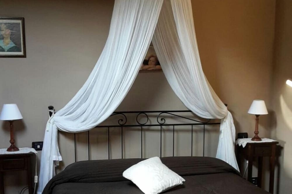 Classic Double Room, Hill View photo 1