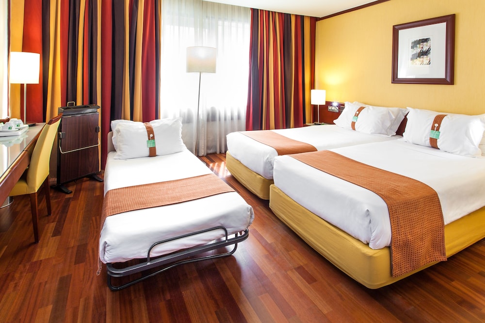 Standard Room, Multiple Beds