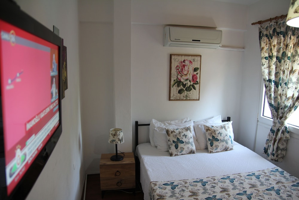Economy Double Room photo 1