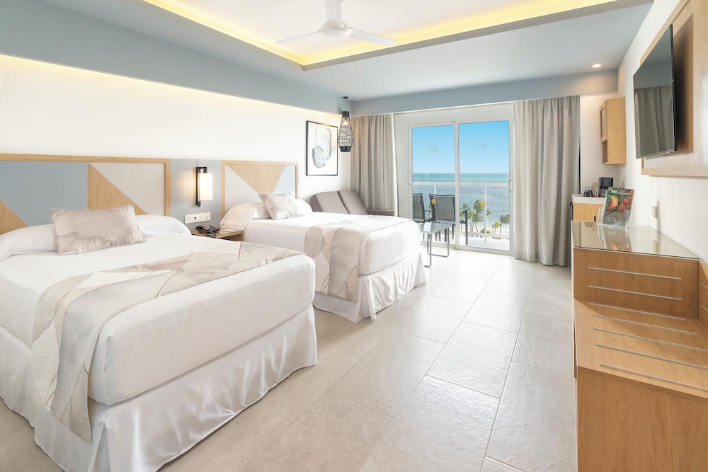 Double Room, Oceanfront (B2C-US)