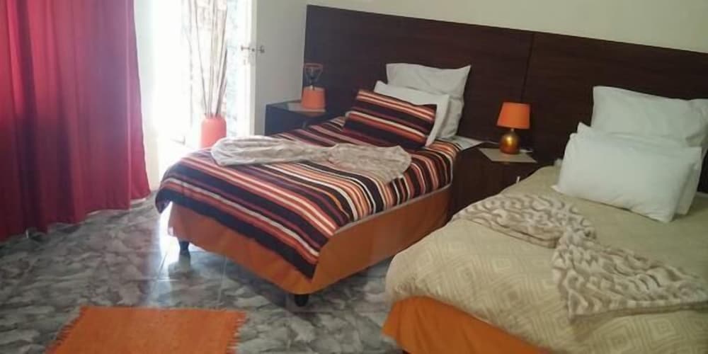 Twin Room photo 1