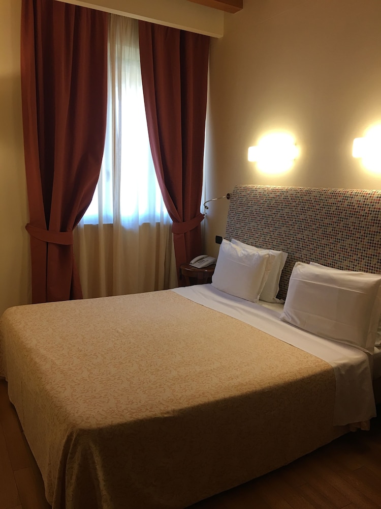 Superior Double Room - Photo 5