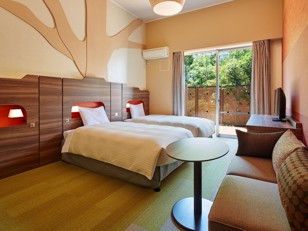 Accessible Twin+Sofa Bed for 3 People, Non Smoking