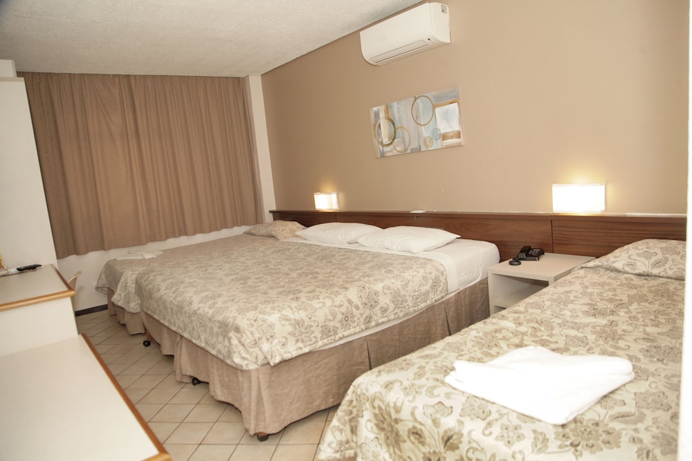Deluxe Triple Room photo 1