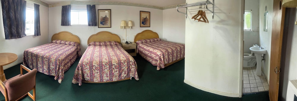 Family Single Room