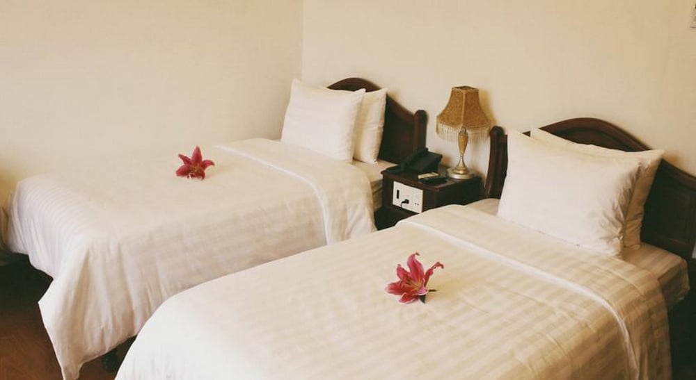 Deluxe Double or Twin Room - Photo 5