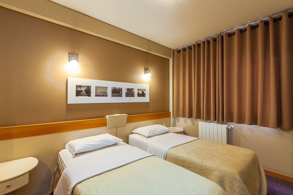 Deluxe Twin Room - Photo 3