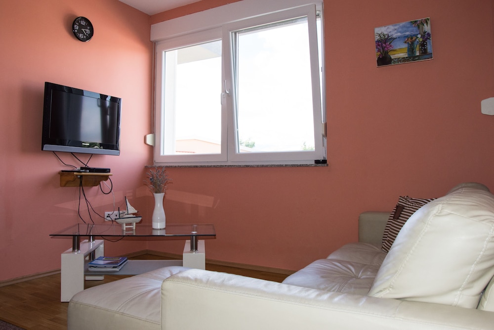 Panoramic Apartment, 2 Bedrooms (2E1P)