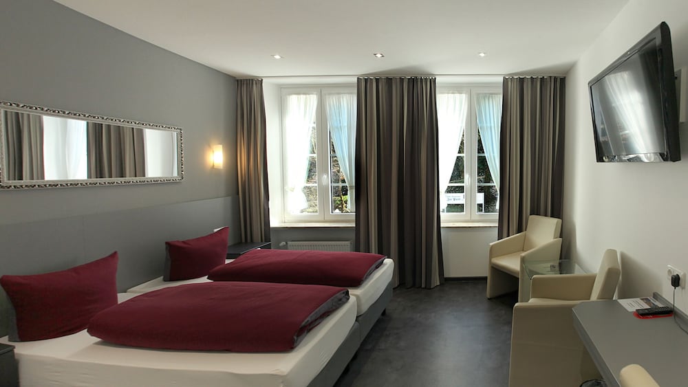 Classic Double Room, Private Bathroom (Teils Auch Als Ez Buchbar) - Photo 11