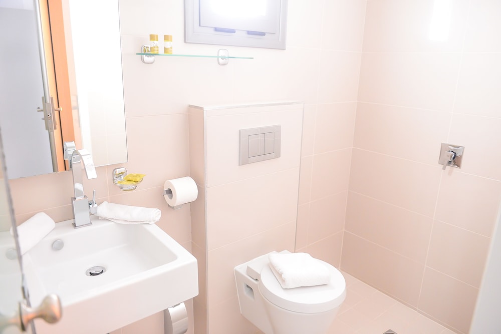 Economy Room photo 3