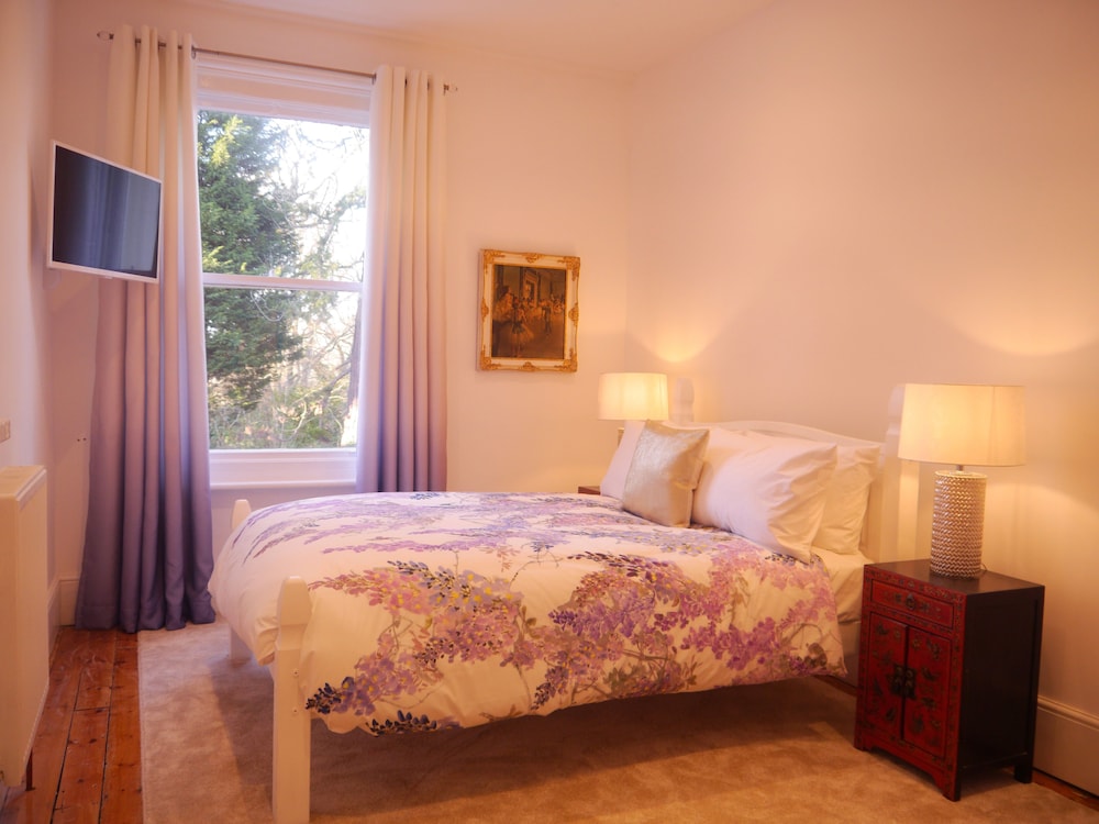 Room 7