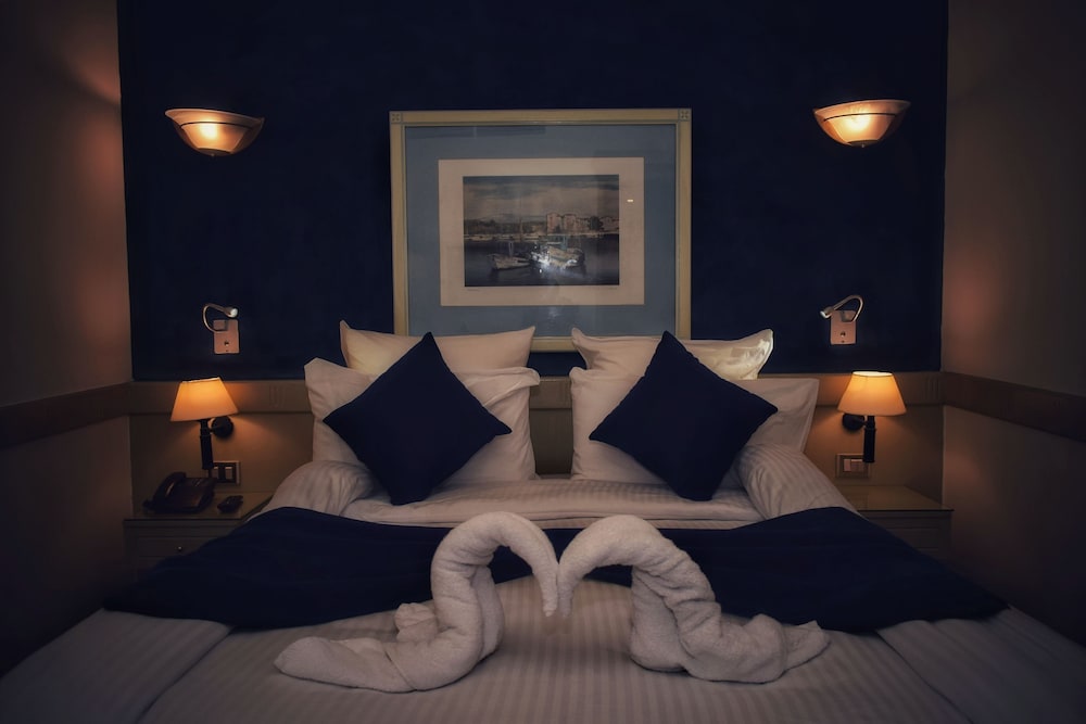 Junior Suite - Photo 11